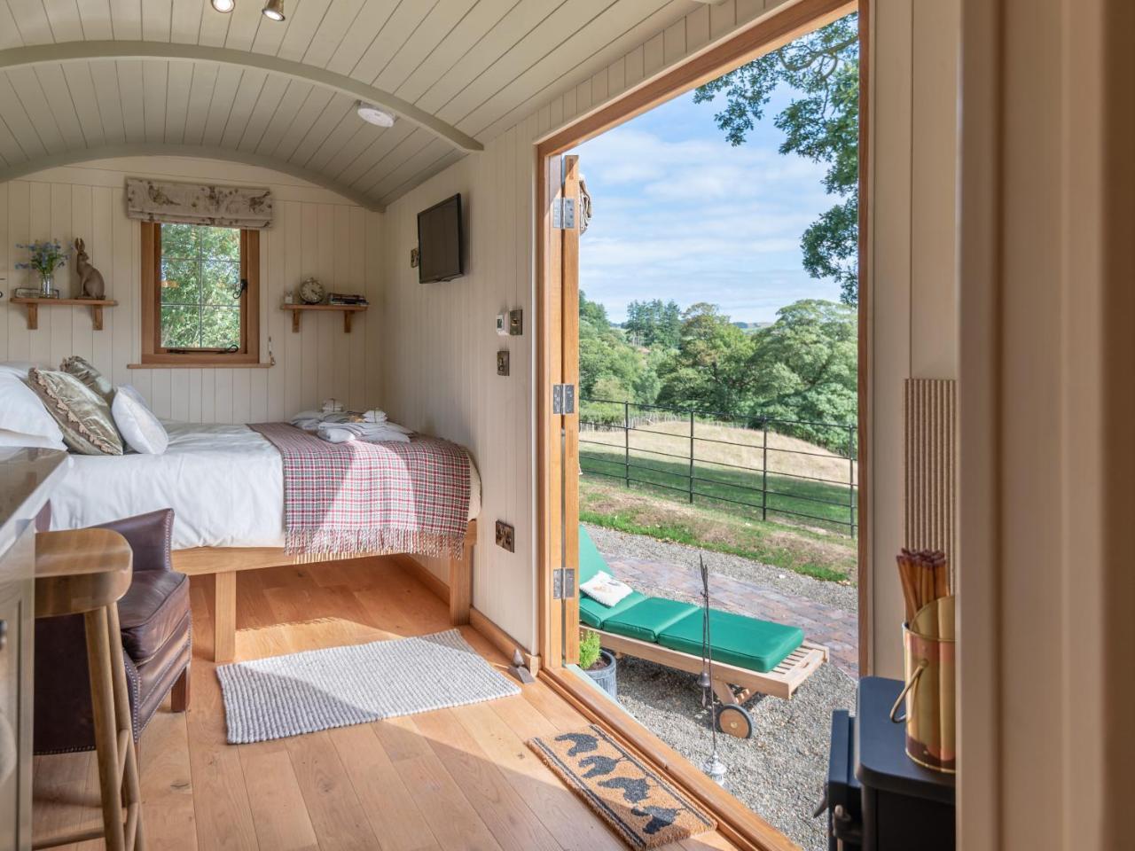 Padarn'S Hut Villa Llanbadarn Fynydd Kültér fotó